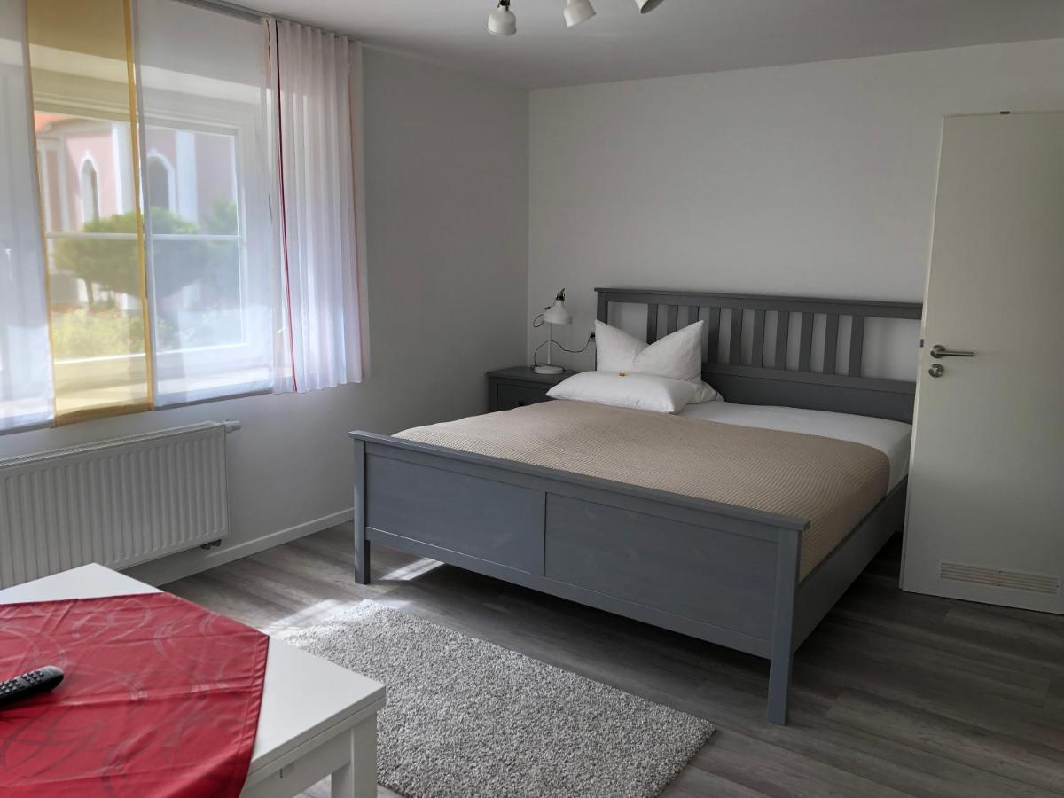 Apartmentvermietung Ingrid Bolkart - Voehlino 2 Illertissen Bagian luar foto